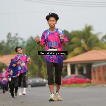 Runner Photo 7608768