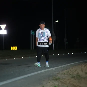 Runner Photo 7608799