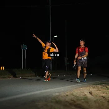 Runner Photo 7608882