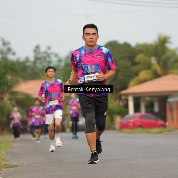 Runner Photo 7608914