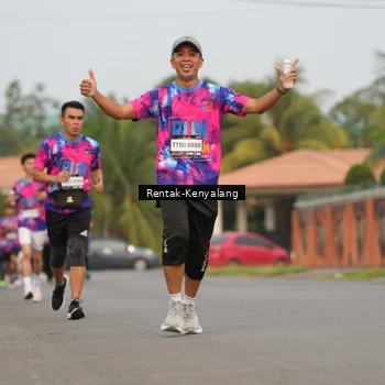 Runner Photo 7608921