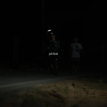 Runner Photo 7608935