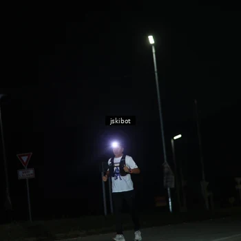 Runner Photo 7608949