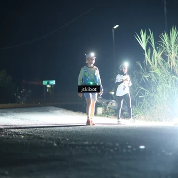 Runner Photo 7608992