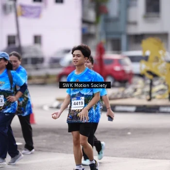 Runner Photo 7609016