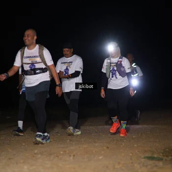 Runner Photo 7609050