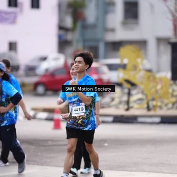 Runner Photo 7609051