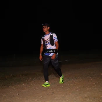 Runner Photo 7609055