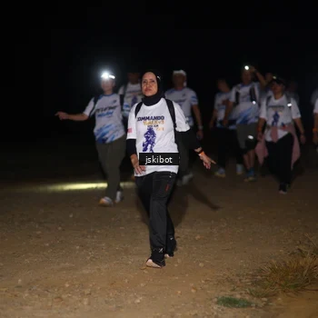 Runner Photo 7609057