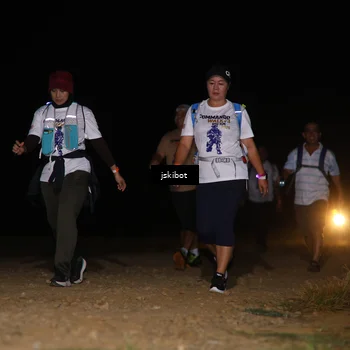 Runner Photo 7609072