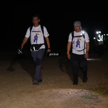 Runner Photo 7609082