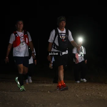 Runner Photo 7609111