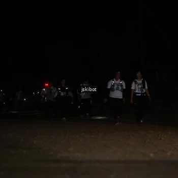 Runner Photo 7609136