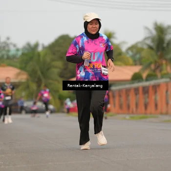 Runner Photo 7609143