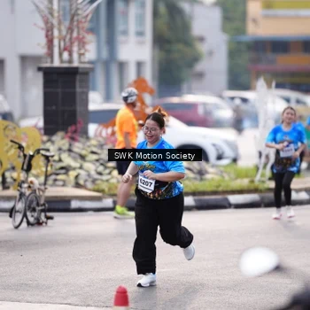 Runner Photo 7609175