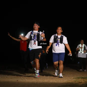 Runner Photo 7609185