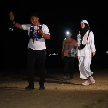 Runner Photo 7609195