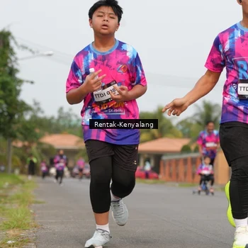 Runner Photo 7609203