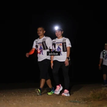Runner Photo 7609211