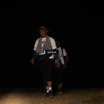 Runner Photo 7609218