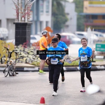 Runner Photo 7609238