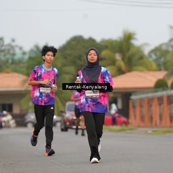 Runner Photo 7609242