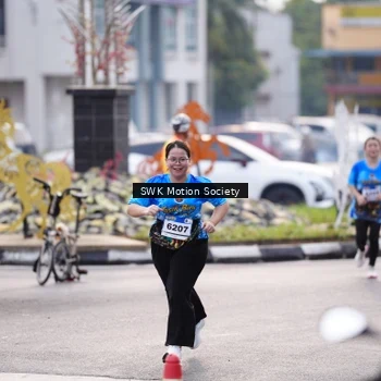 Runner Photo 7609251