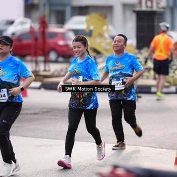 Runner Photo 7609258
