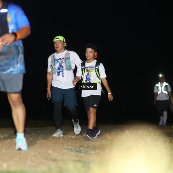 Runner Photo 7609275