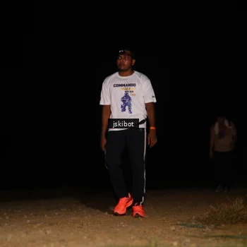 Runner Photo 7609289