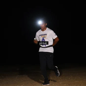 Runner Photo 7609340