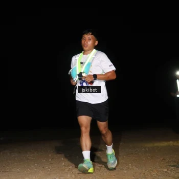 Runner Photo 7609383