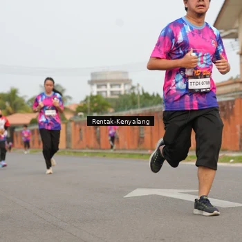 Runner Photo 7609402