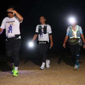Runner Photo 7609404