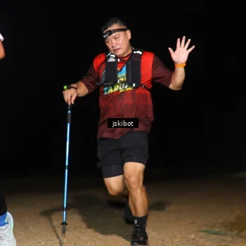 Runner Photo 7609411