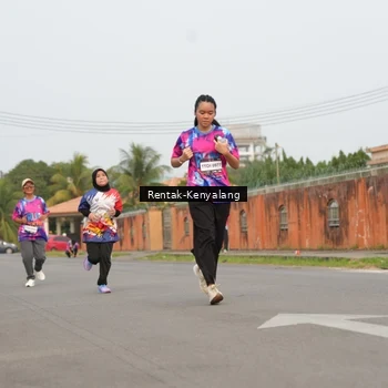 Runner Photo 7609418
