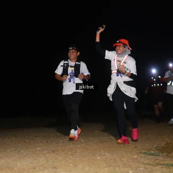 Runner Photo 7609420