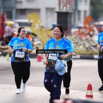 Runner Photo 7609469