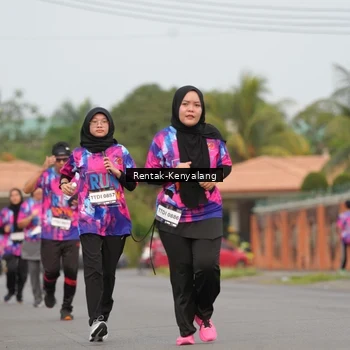 Runner Photo 7609475