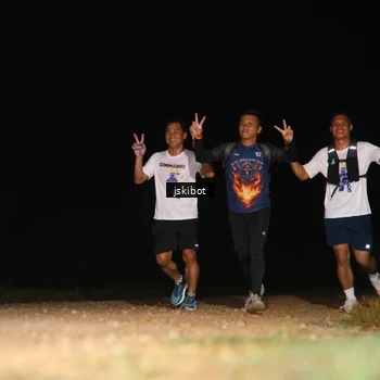Runner Photo 7609487