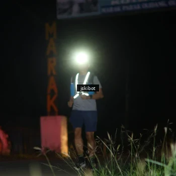 Runner Photo 7609492