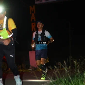 Runner Photo 7609497