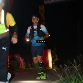 Runner Photo 7609503