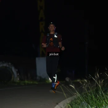 Runner Photo 7609505