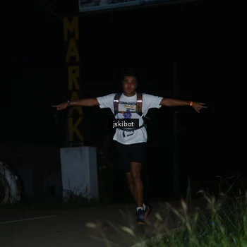 Runner Photo 7609525