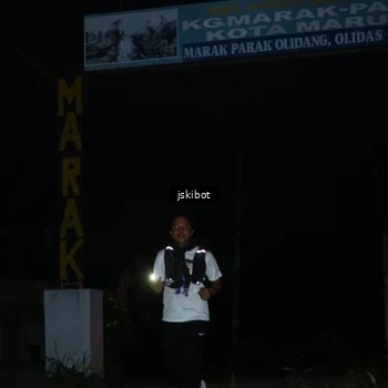 Runner Photo 7609535