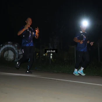 Runner Photo 7609547