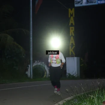 Runner Photo 7609554