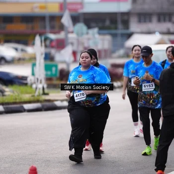 Runner Photo 7609560