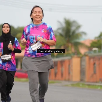 Runner Photo 7609574